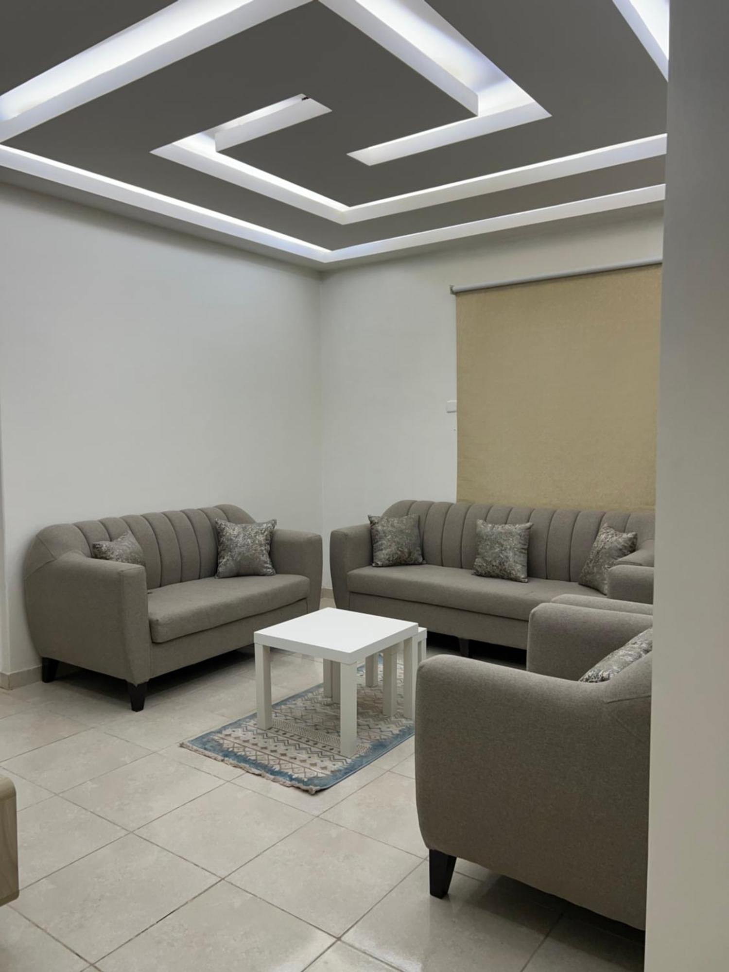 شقق هادئة ومجهزة بتلفزيون مع ترفيه سوني بلايستيشن5 مع جهاز واقع افتراضي Apartment *