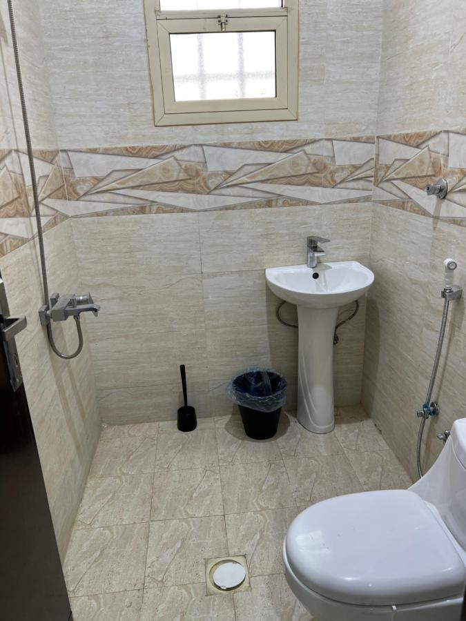 شقق هادئة ومجهزة بتلفزيون مع ترفيه سوني بلايستيشن5 مع جهاز واقع افتراضي Apartment Riyadh