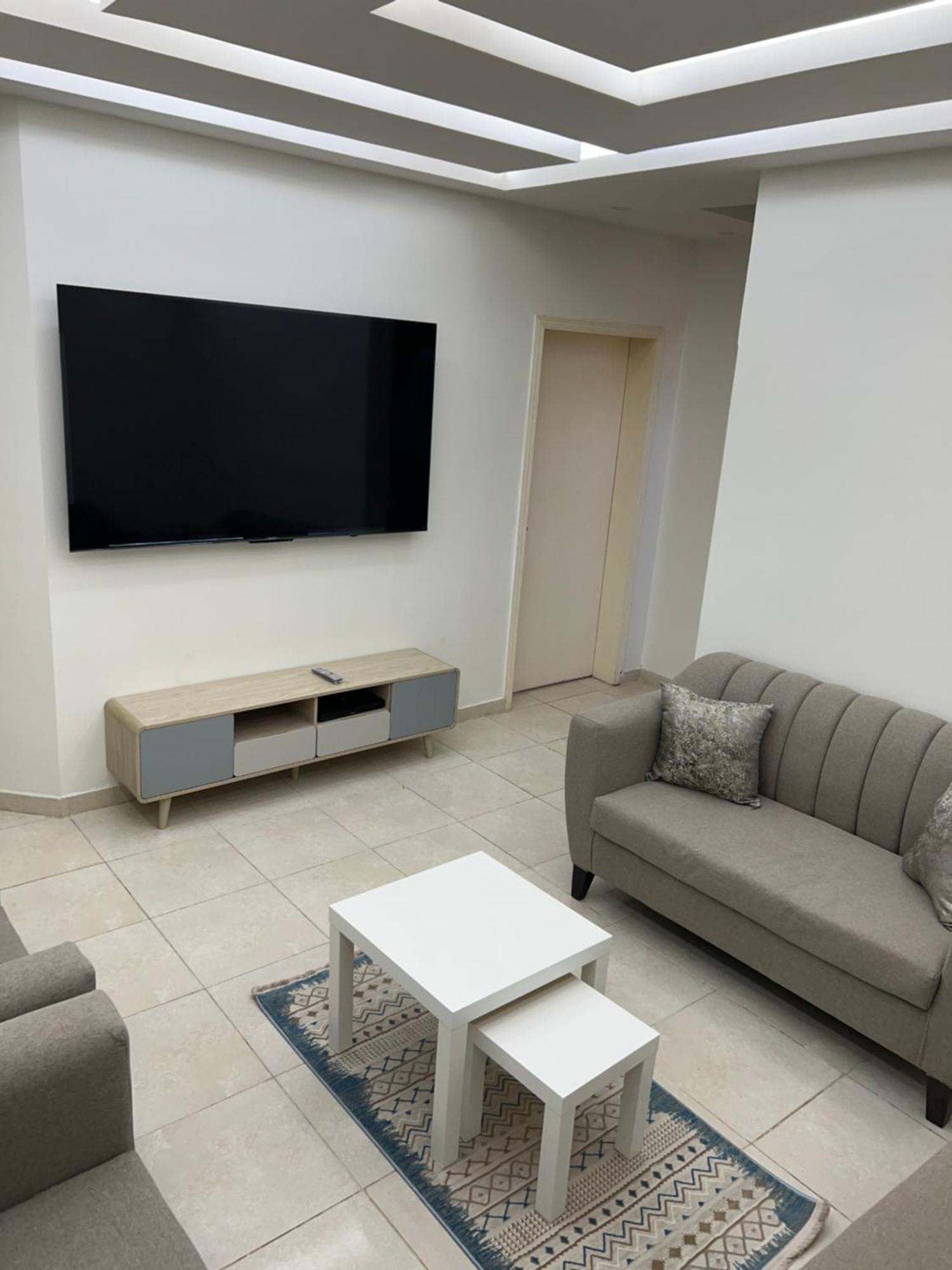Apartment شقق هادئة ومجهزة بتلفزيون مع ترفيه سوني بلايستيشن5 مع جهاز واقع افتراضي Riyadh